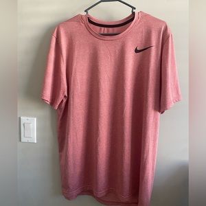 Nike dr fit tee like new